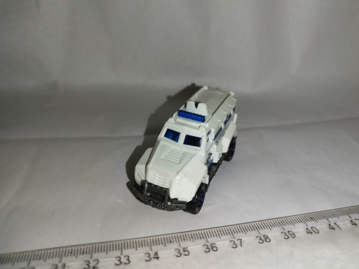 bnk jc Matchbox MB824 - SWAT Truck