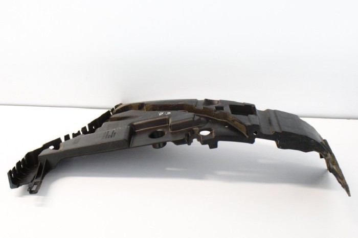 Suport bara de protecție dreapta spate VOLVO XC60 II 246 2019 OEM: 32296033 11266239