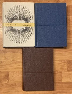 Tratat de programare a calculatoarelor de Donald Knuth (3 vol) foto