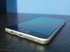 Samsung Galaxy A5 (2016) Gold Impecabil foto