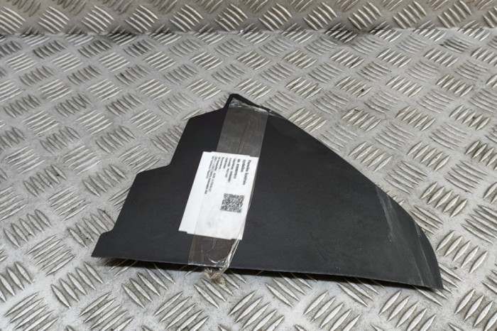 Ornament lateral planșa de bord AUDI E-TRON GT 2022 OEM: 9J1867937B | 30907917