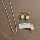 Cumpara ieftin Set lantisor si cercei placati cu aur cu perla eco - montura eleganta