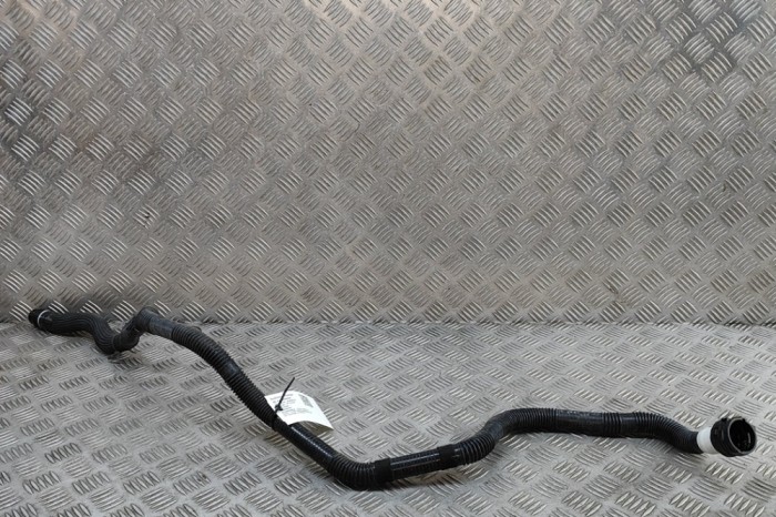 Furtun de lichid de răcire TESLA MODEL Y 2024 OEM: 1647666-00-D | 30760939