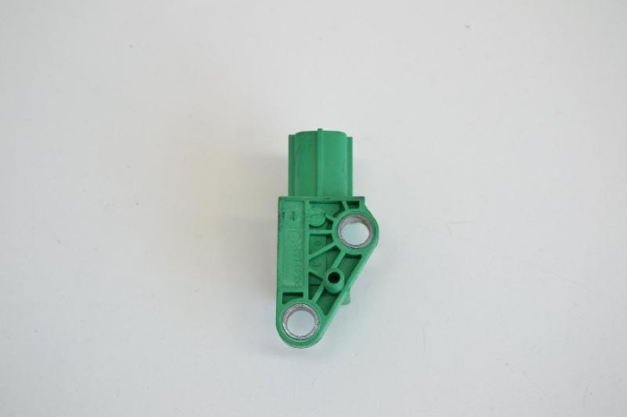 Senzor de impact dreapta spate AUDI A4 Avant 8K5, B8 2013 OEM: 1K0909606C 1558453