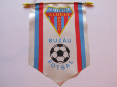 Fanion fotbal - GLORIA BUZAU foto