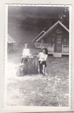 Bnk foto Cabana Brusturet 1973 - casutele din camping, Alb-Negru, Romania de la 1950, Cladiri