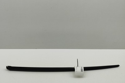 Ornament vertical parbriz st&amp;acirc;nga AUDI A5 F53 2019 OEM: 8W6854327B | 31725156 foto