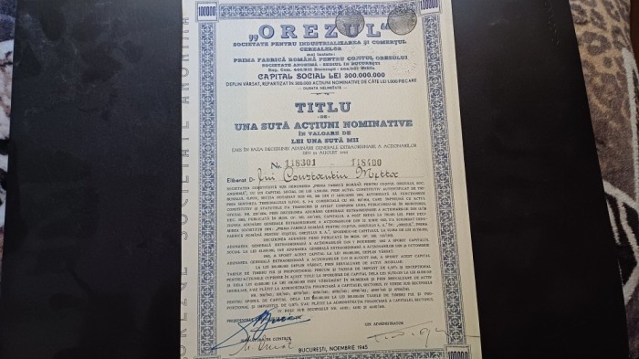 Orezul -Prima fabrica pt cojitul orezului-Actiune nominativa in valoare de 100 000 lei -1945