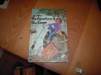 Carte in limba engleza: The adventures of Tom Sawyer - Mark Twain, 1978 foto