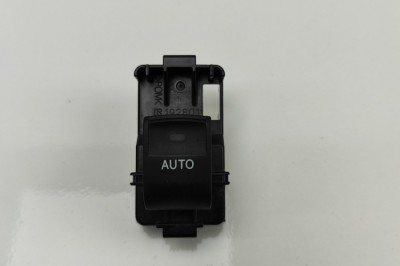 Buton geam ușă dreapta spate LEXUS CT ZWA10_ 2011 OEM: 84810-33120 30467125 foto