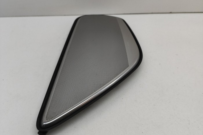 Capac difuzor AUDI A8 D4 4H_ 2011 OEM: 4H0868152B 27761873