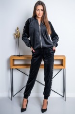 Trening dama negru din catifea cu fermoar si model pe lateral