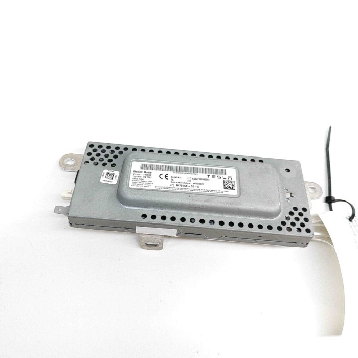 Alt modul de control TESLA MODEL 3 2022 OEM: 1079755-00-E 25409250