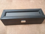 Vand cutie de ceasuri, din piele, 6 spatii, ca noua !!
