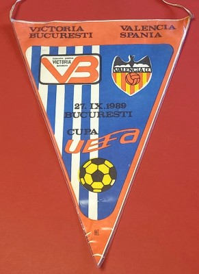 Fanion meci fotbal VICTORIA BUCURESTI - VALENCIA (UEFA CUP 27.09.1989) foto