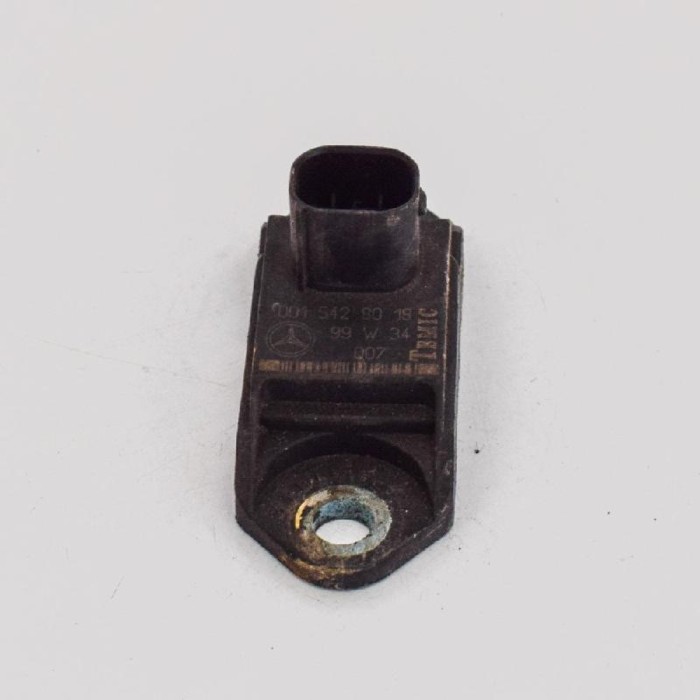Senzor de accelerație MERCEDES-BENZ S W220 2001 OEM: 0015428018,A0015428018 2975254