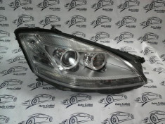 Far dreapta Mercedes S-Class A221 an 2009-2012 cod A2218205639 foto