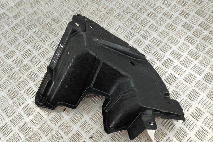 Scut motor st&acirc;nga spate LEXUS UX _AA1_, _AH1_, _MA1_ 2022 OEM: 58399-76010 29632788