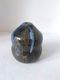 Vas ceramic stil japonez, gresie, form deosebita, 10cm inaltime x cca 8cm diametru