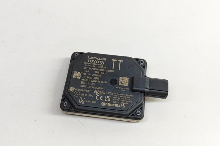 TOYOTA C-HR _X2_, _H2_ 2023 OEM: 882B1-F4010,4135A-SRR5B,A2C7864200 SKU: 30762739