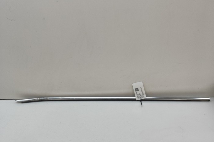 Chedar geam ușă dreapta față SKODA SUPERB III Estate 3V5 2021 OEM: 3V0837476 | 31890889