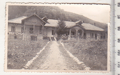 bnk foto Casa la Manastirea Cozia - 1938 - Foto M Vesa Calimanesti foto