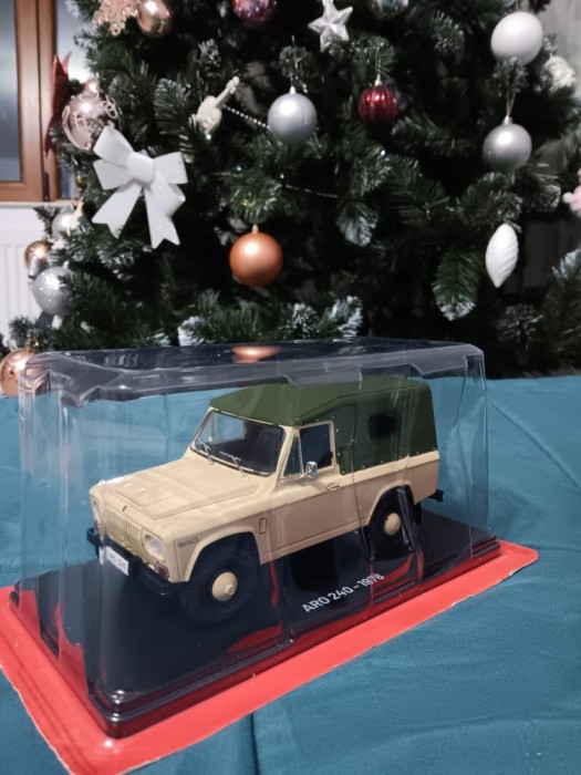 Macheta Aro 240 scara 1/24