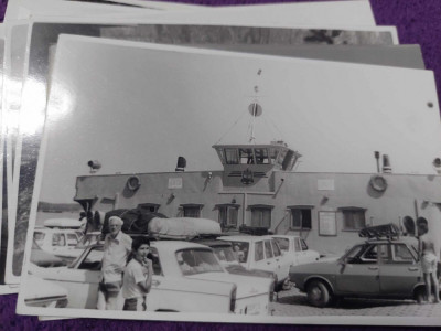 12 poze vechi de familie,fotografii vechi masini/de epoca/antice,auto anii 1980 foto