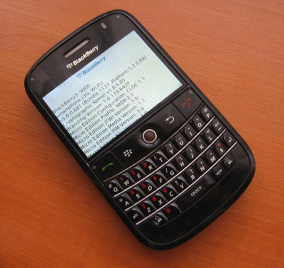 Blackberry 9000 - defect pentru piese display joystick tastatura foto