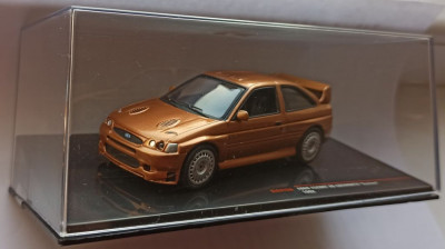 Macheta Ford Escort RS Cosworth Custom 1992 gold- IXO 1/43 foto