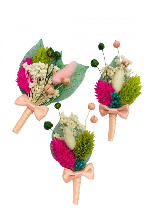 Set 3 Cocarde flori pentru piept, din plante Naturale Uscate si frunze tip voal