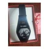 Bratara neagra barbati impletita cu placuta metalica gravata cu poza si textul tau.