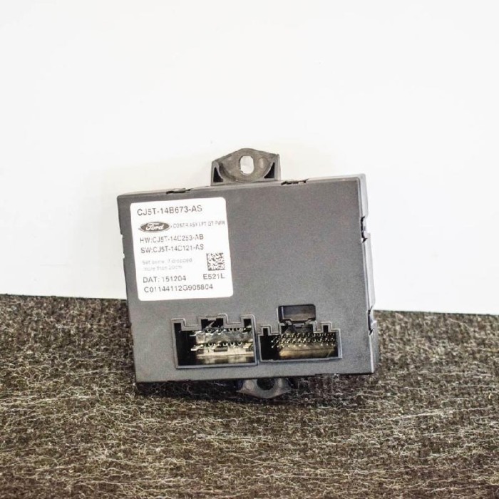 Unitate de control haion FORD KUGA II DM2 2016 OEM: CJ5T-14B673-AS 3329498