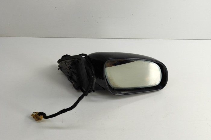 Oglinda laterală dreapta AUDI A8 D3 4E2, 4E8 2006 OEM: 4E1858532N 29399370