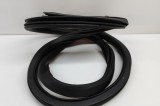 Garnitura ușă st&acirc;nga spate FORD USA Mustang Mach-E 2020 OEM: LJ8B-R253A10-AA | 22024240