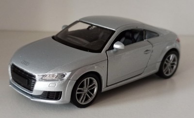 Macheta Audi TT MK3 2014 silver - Welly 1/36 foto