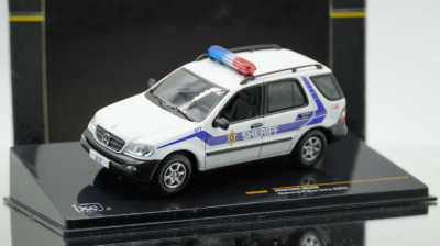 Mercedes-Benz ML 320 &amp;quot;Alabama Sheriff Unity&amp;quot; - IXO 1/43 foto