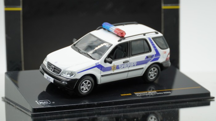 Mercedes-Benz ML 320 &quot;Alabama Sheriff Unity&quot; - IXO 1/43