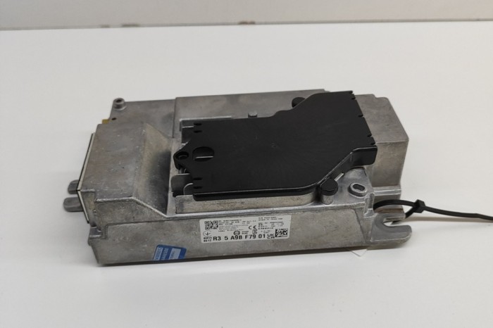 Amplificator de sunet BMW 3 G20, G28 2024 OEM: 5A9BF79 28340122