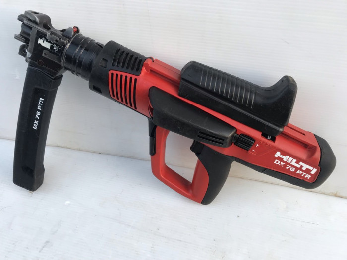 Pistol Puscat Cuie Hilti DX 76 PTR