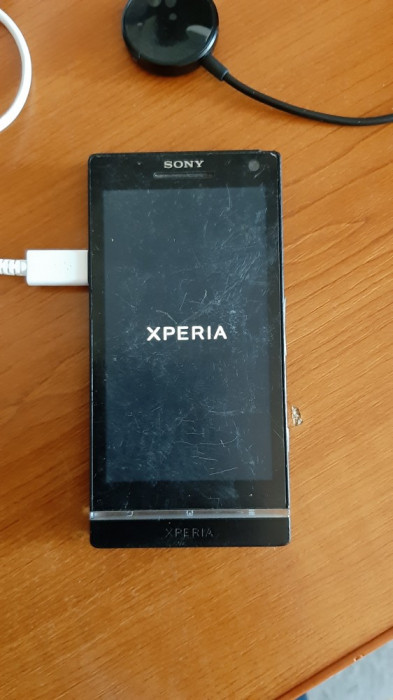Sony Xperia LT26i , CU PAROLA PE ECRAN !!