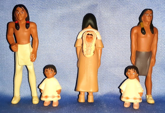 Figurine indieni 5-6 piese 6 cm color diorama amerindieni deosebit
