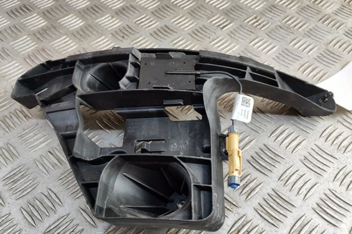 Suport bara de protecție dreapta spate AUDI E-TRON GT 2023 OEM: 4J3807126 31456412