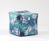 Fotoliu taburet cub mediu frunze tropicale mic imprimat pretabil si la exterior umplut cu perle polistiren, PufRelax