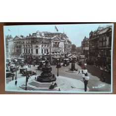 Carte postala, Londra, Picadilly Circus, perioada interbelica