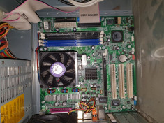 placa de baza pc si procesor AMD Athlon 64x2 dual core 4200+ foto