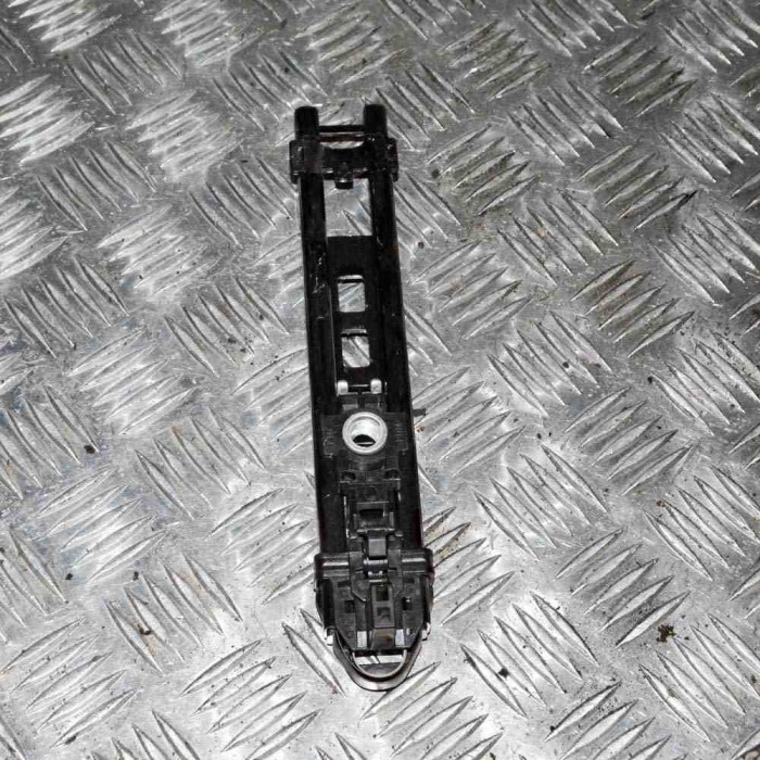 Reglaj &icirc;nălțime centura dreapta față VW JETTA III 1K2 2006 OEM: 5K0857819 2525628