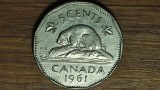 Cumpara ieftin Canada - moneda de colectie dodecagonala - 5 cents 1961 - Elisabeta II - senzationala !
