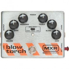 MXR M181 Bass Blowtorch Overdrive Distortion foto