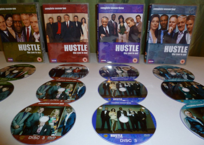 Hustle Escrocii 2004 8 sezoane DVD